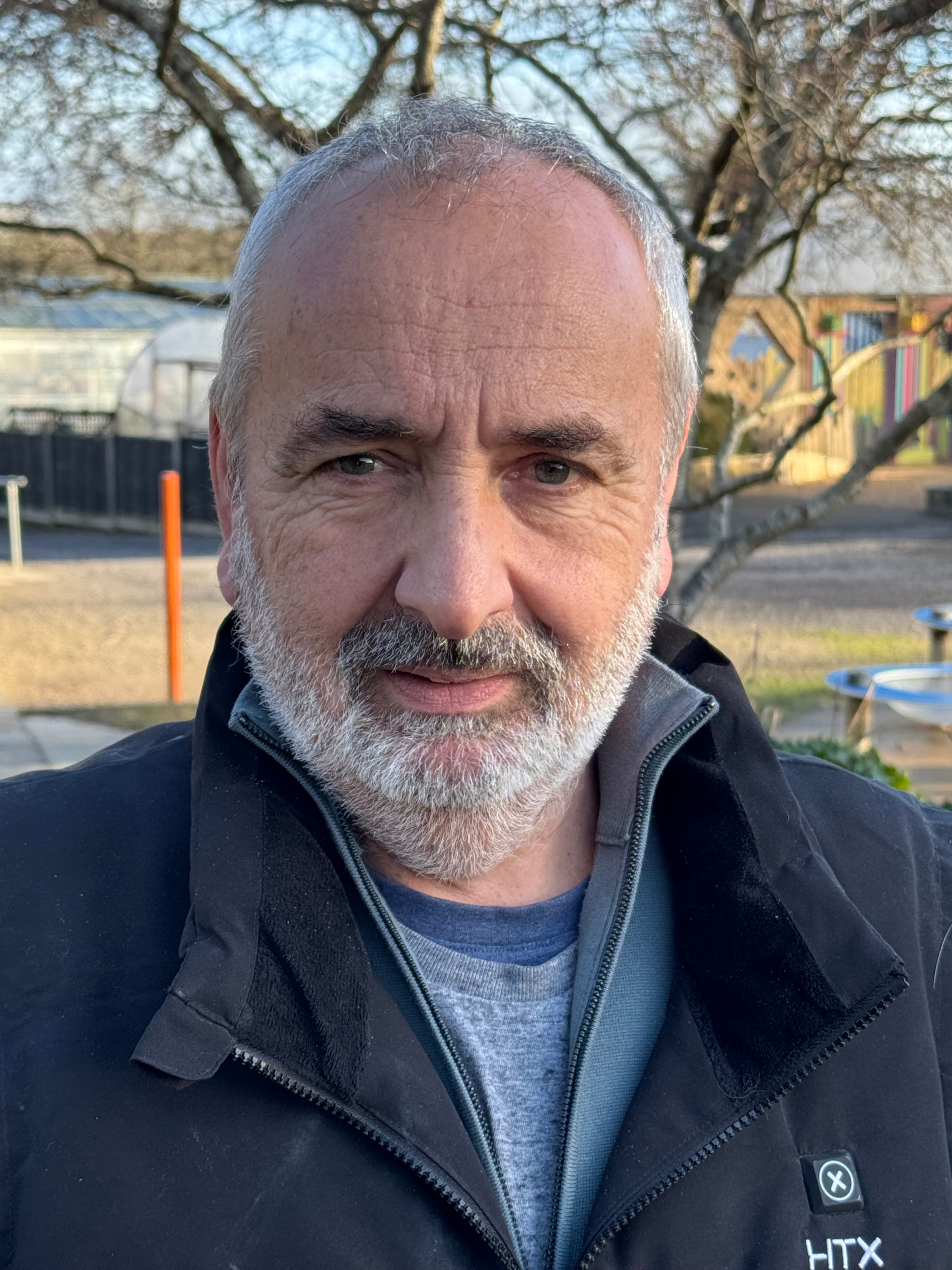 Professional car valeting service by Garry